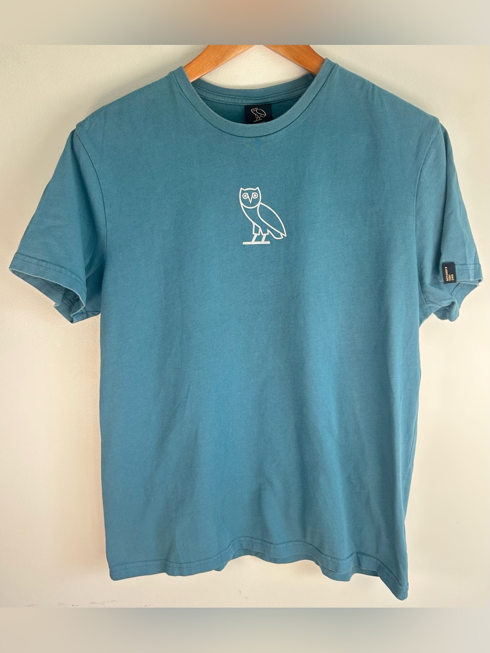 OVO October's Very Own Men’s T-shirt Size L Teal Blue Drake Owl Logo EUC